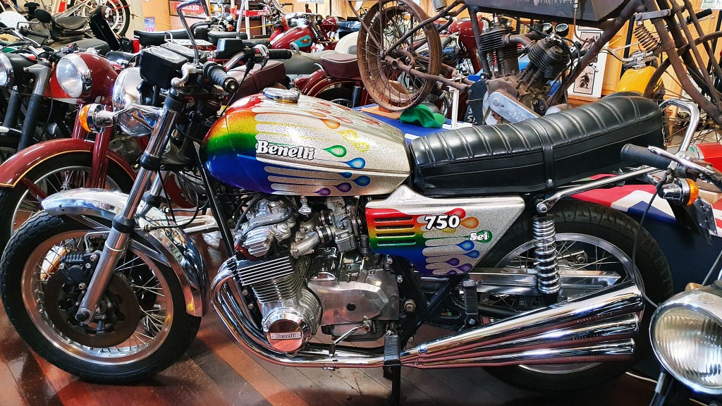 Benelli 750 owned by Slade band member